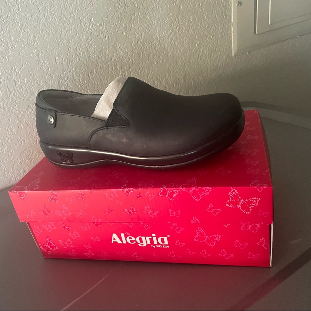 Alegria Keli Oiled Black Classic Slip-On Footwear